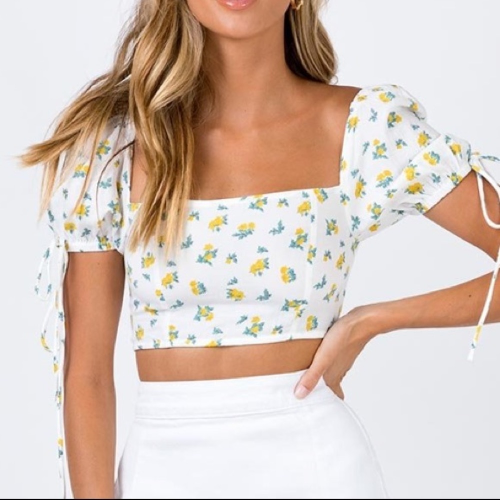 WHITE AND YELLOW FLORAL PRINCESS POLLY TOP